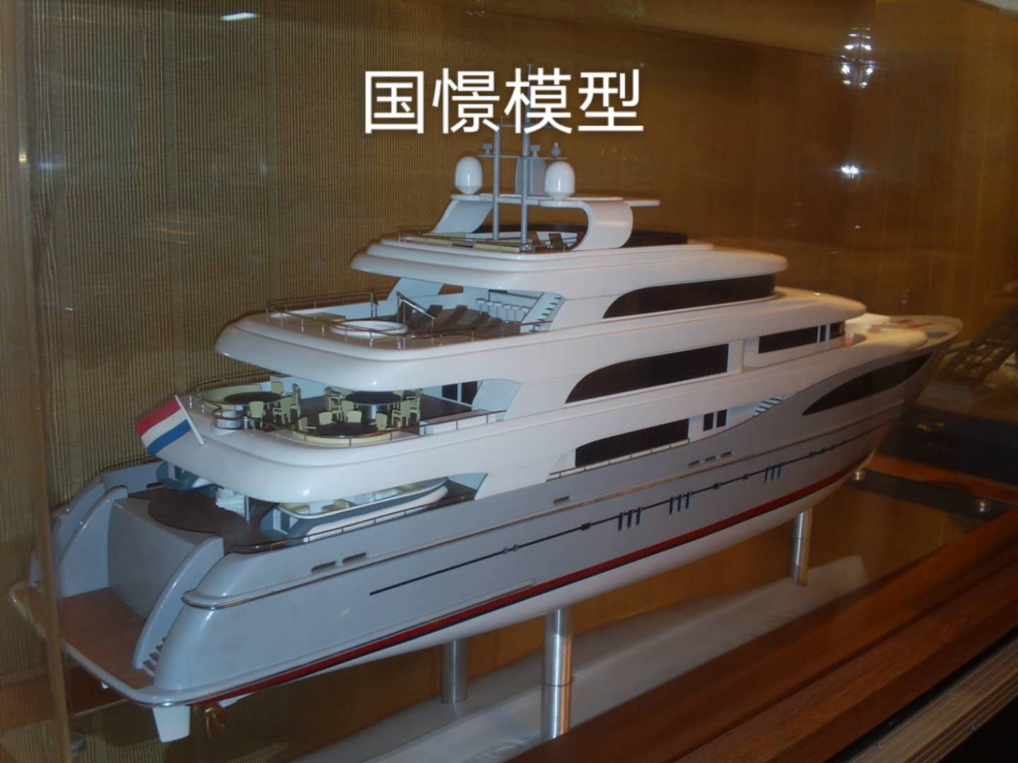 富蕴县船舶模型